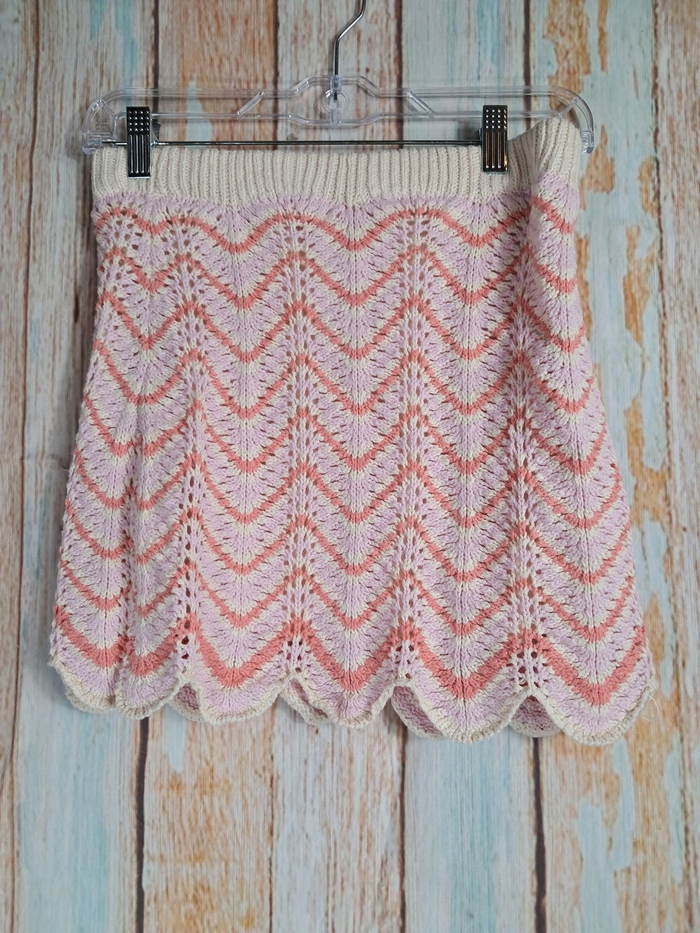 Pink & Cream Chevron Knit Mini Skirt - Feminine Scalloped Hem